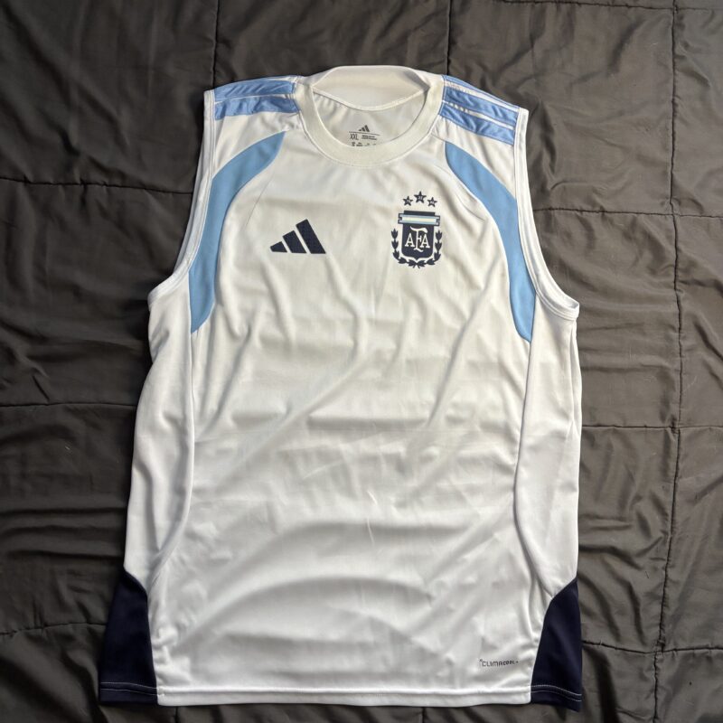 Musculosa Argentina entrenamiento 2026 suplente