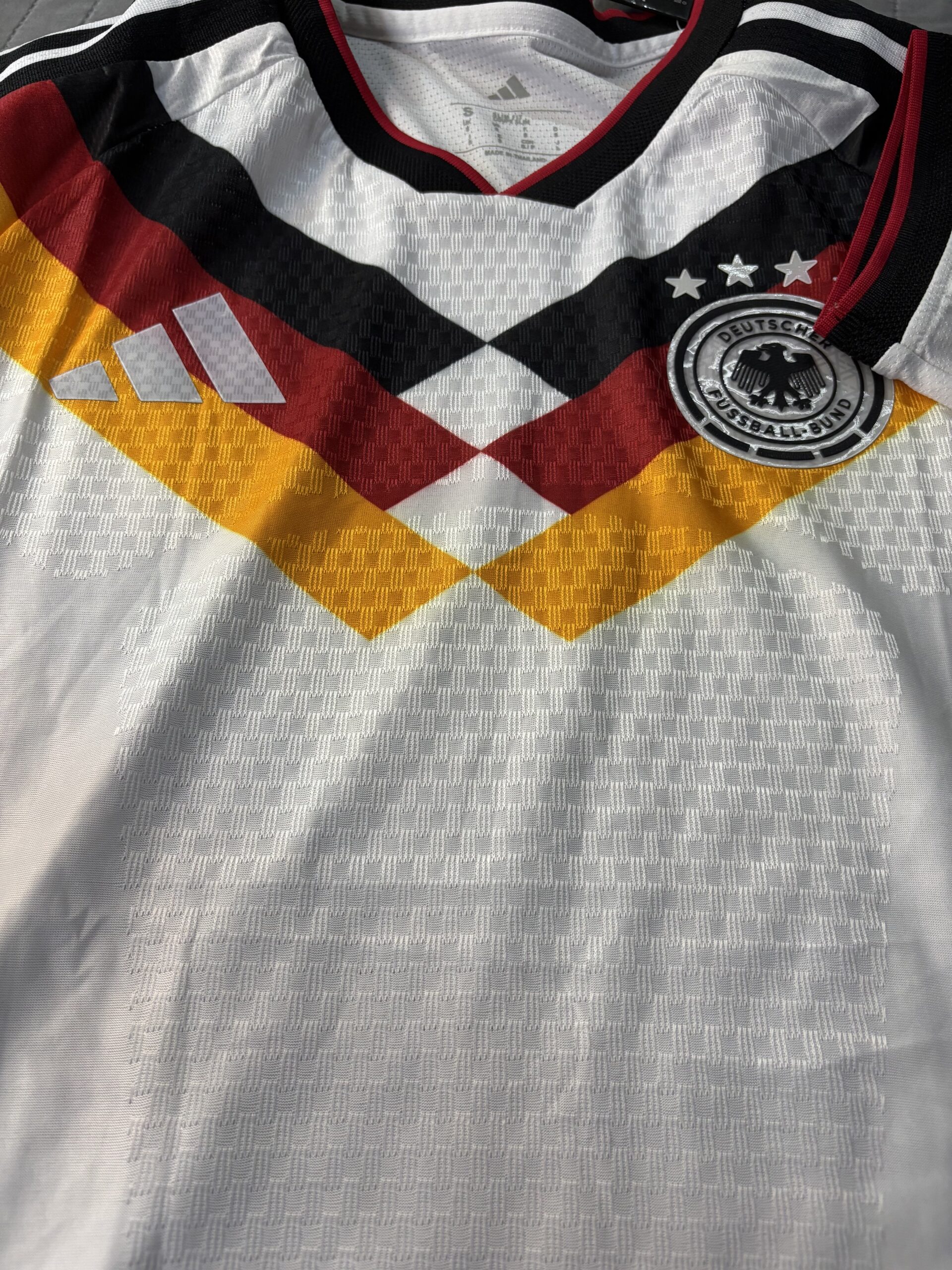 Camiseta Alemania titular MUNDIAL 2026 - "VERSION JUGADOR" - Image 3