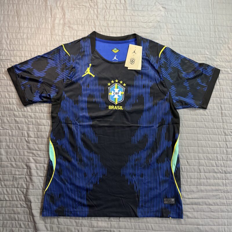 Camiseta Brasil suplente MUNDIAL 2026 - "VERSION HINCHA"