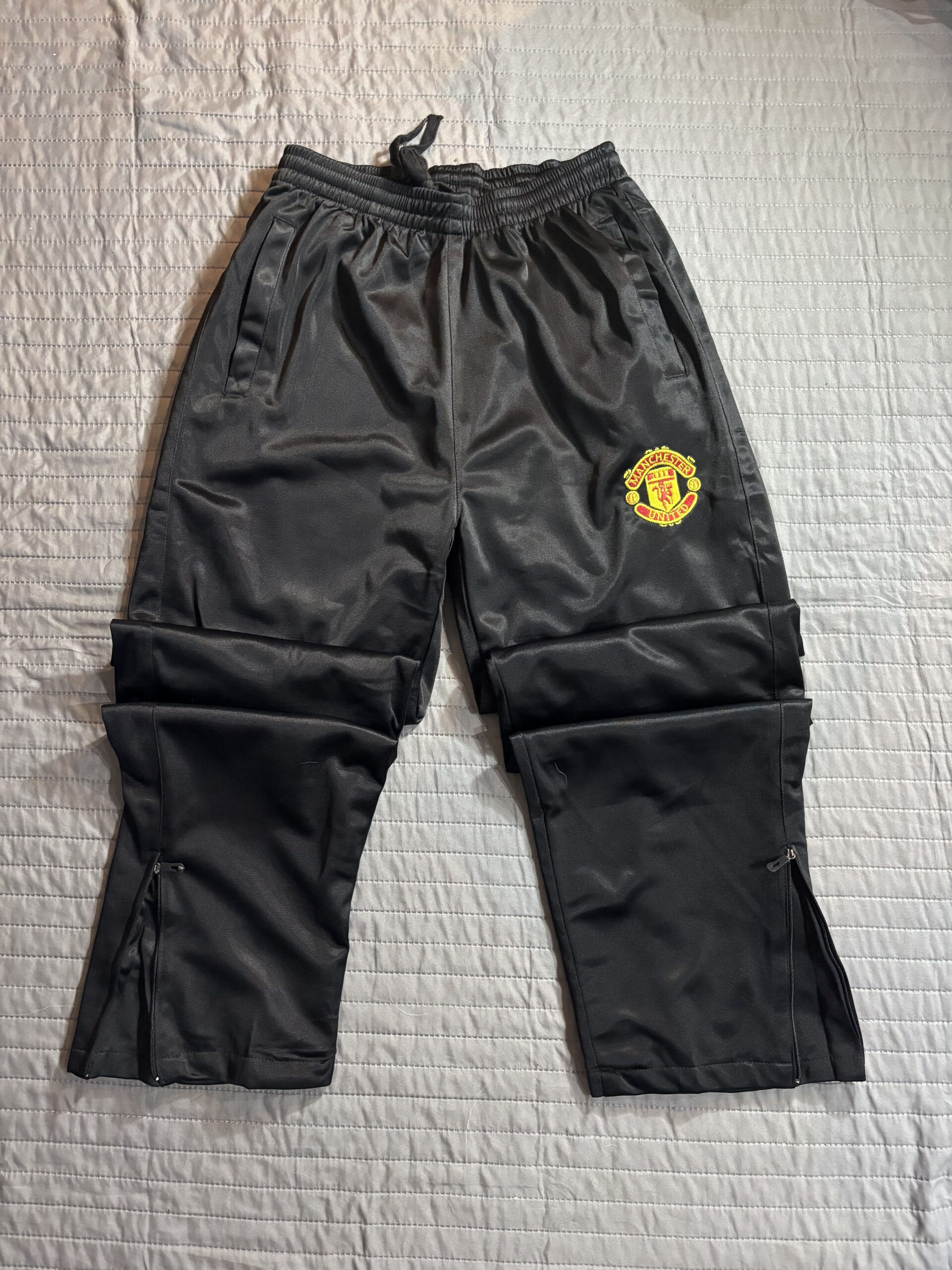 Conjunto Manchester United retro - IMPORTADO - Image 3