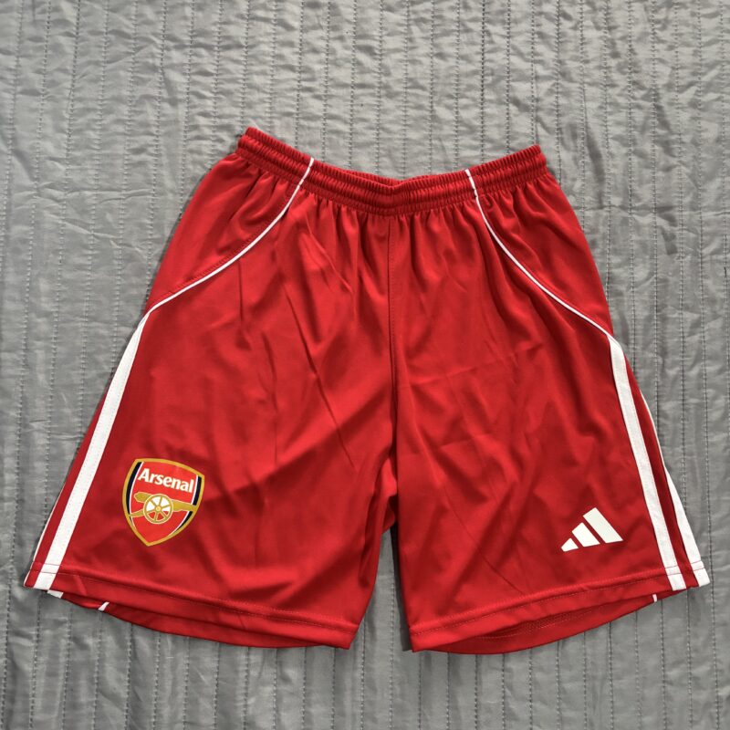 Short Arsenal titular 2026