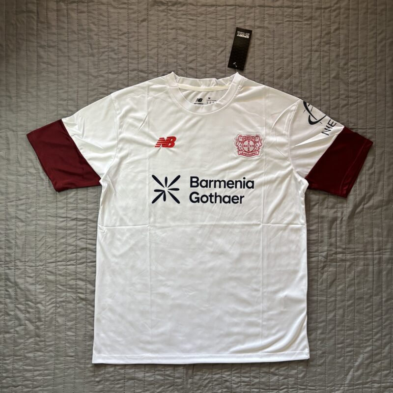 Camiseta Bayern Leverkusen suplente 2025/26 - "VERSION HINCHA"